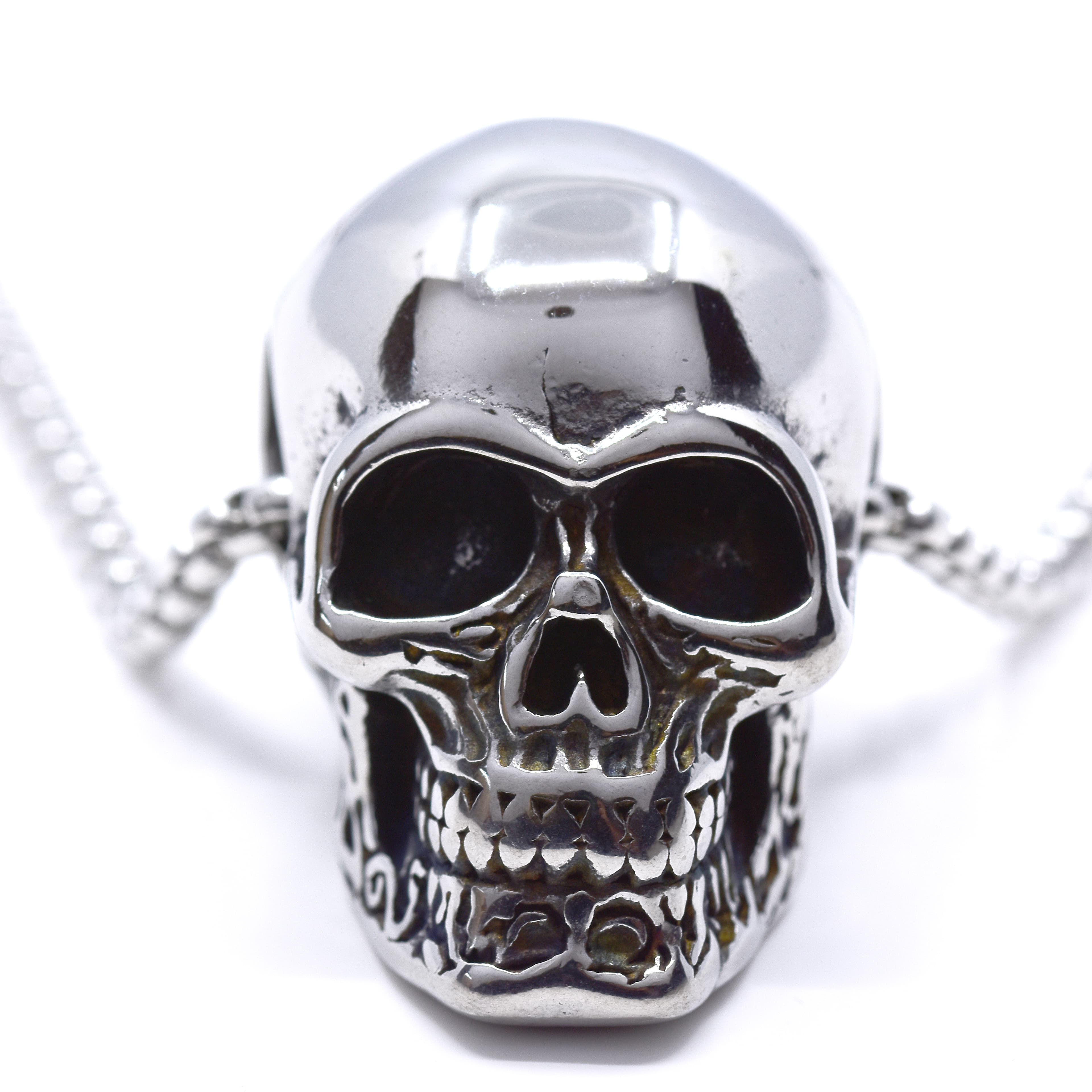 Ocelový přívěsek 3D lebka Skull — Aranys.cz