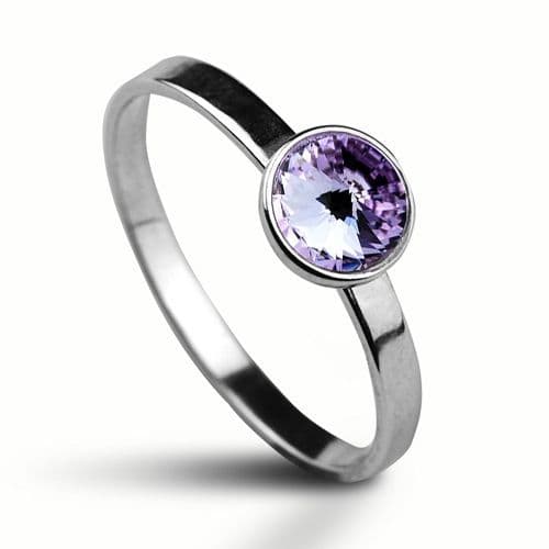 Stříbrný prsten s kamenem Crystals from Swarovski, barva: VIOLET (1,38 g, 49)