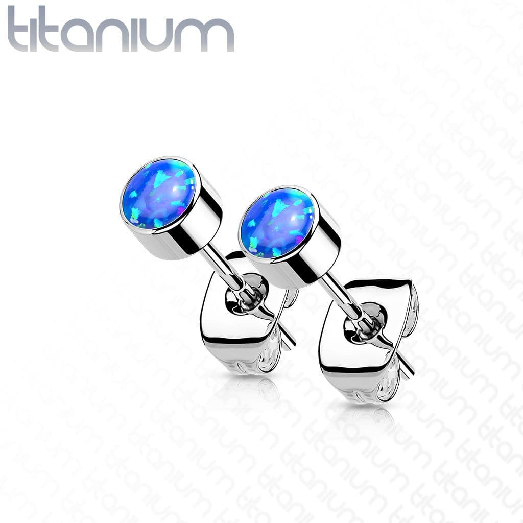 Titanové náušnice s kulatým opálem (4 mm)